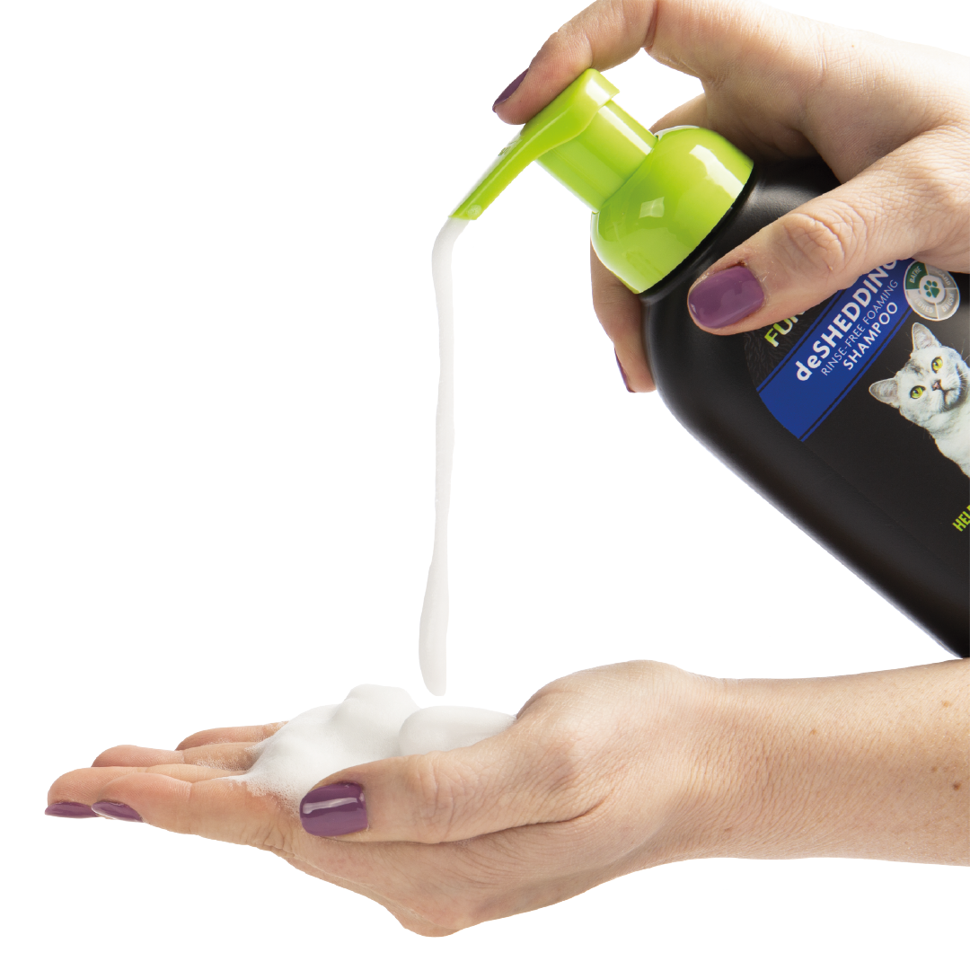 Shampoo Espuma sin Enguaje para Gatos FURminator 251 ml.